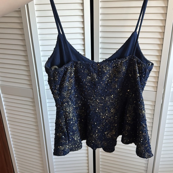 Cute blue sparkly gold  short peplum top - Picture 2 of 5